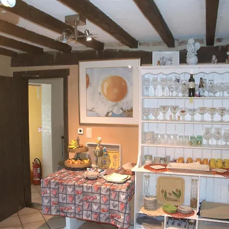 De Dubbelmolen Bed & Breakfast Tongeren