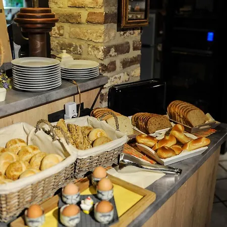 Bed & Breakfast De Dubbelmolen Tongeren